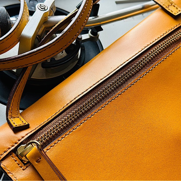 NWT | The GAP - Leather Envelope/Crossbody Bag | Deadstock - Picture 4 of 12